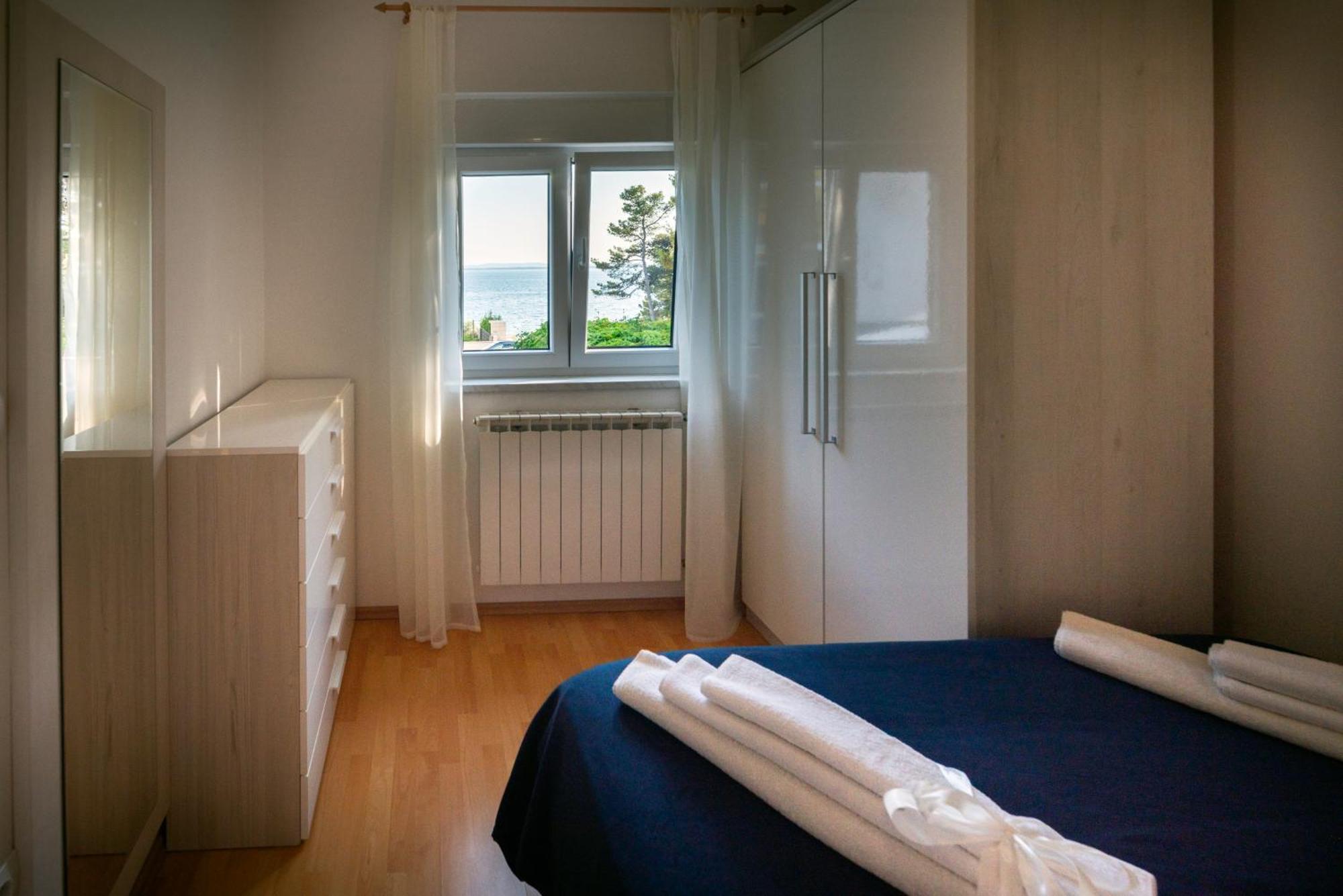 Apartment Anamaria With Seaview Петркане Екстериор снимка
