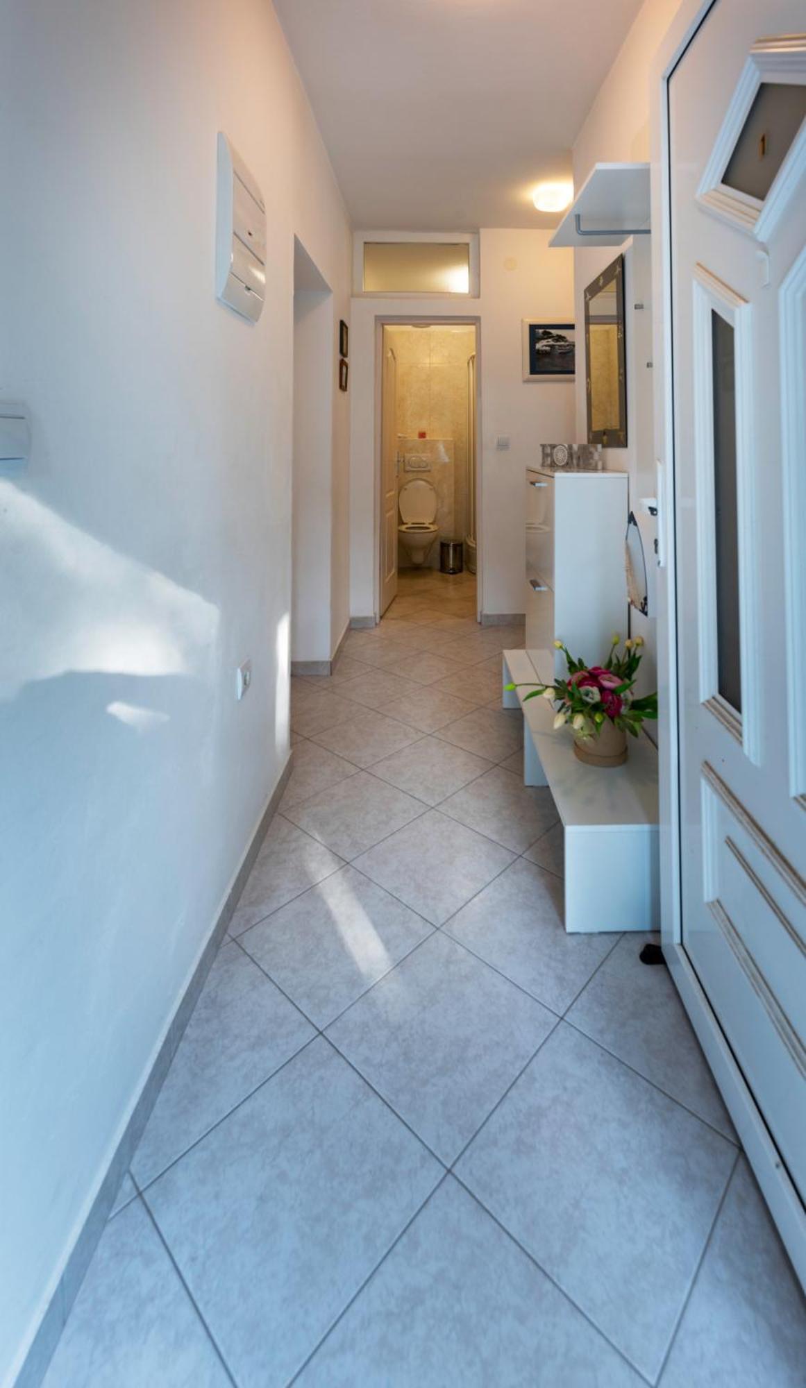 Apartment Anamaria With Seaview Петркане Екстериор снимка